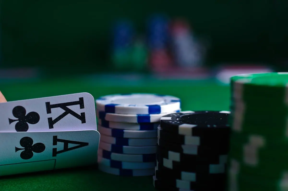Layar permainan slot digital — ilustrasi RTP dan volatilitas